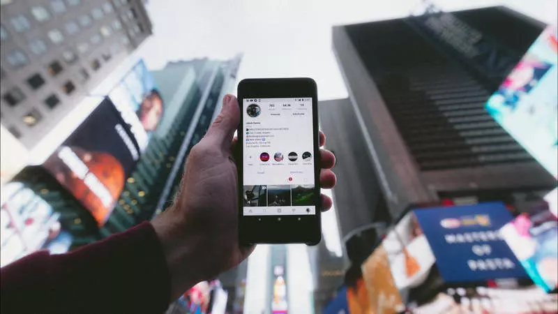8 Easy Ways to Clean Up Your Social Media (Because Hiring Managers Really Do Look at It)