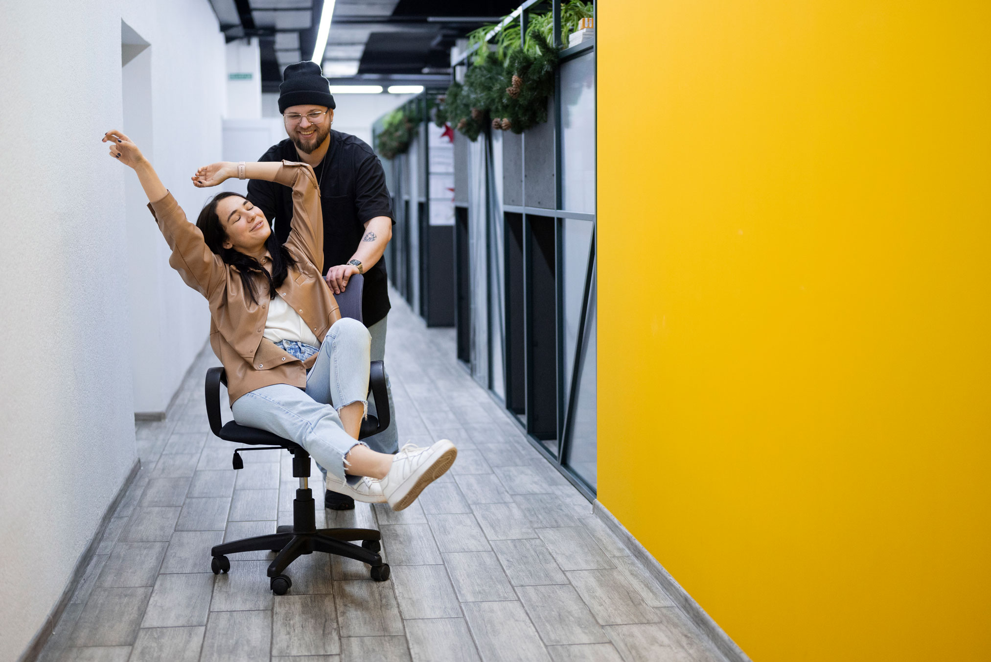 Attracting Top Sales Talent in 2024: A Guide to Innovative Compensation Strategies