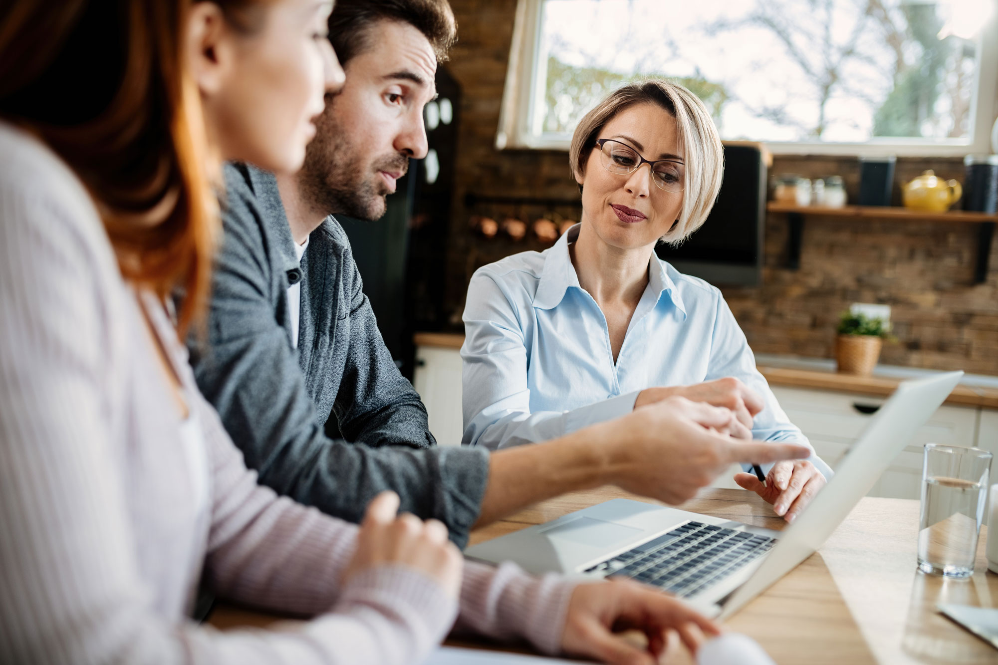 The Future of Sales: Embracing Technology to Attract the Best Salespeople